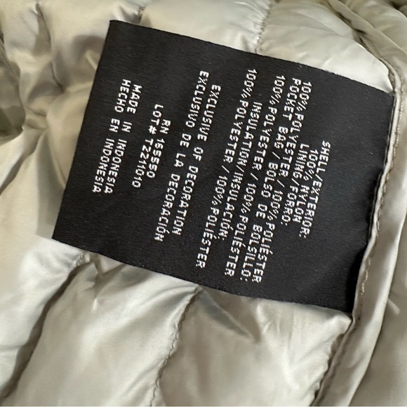 32 Degrees Heat Women’s Sage Green Lightweight Quilted Puffer Vest Size M - Picture 13 of 13